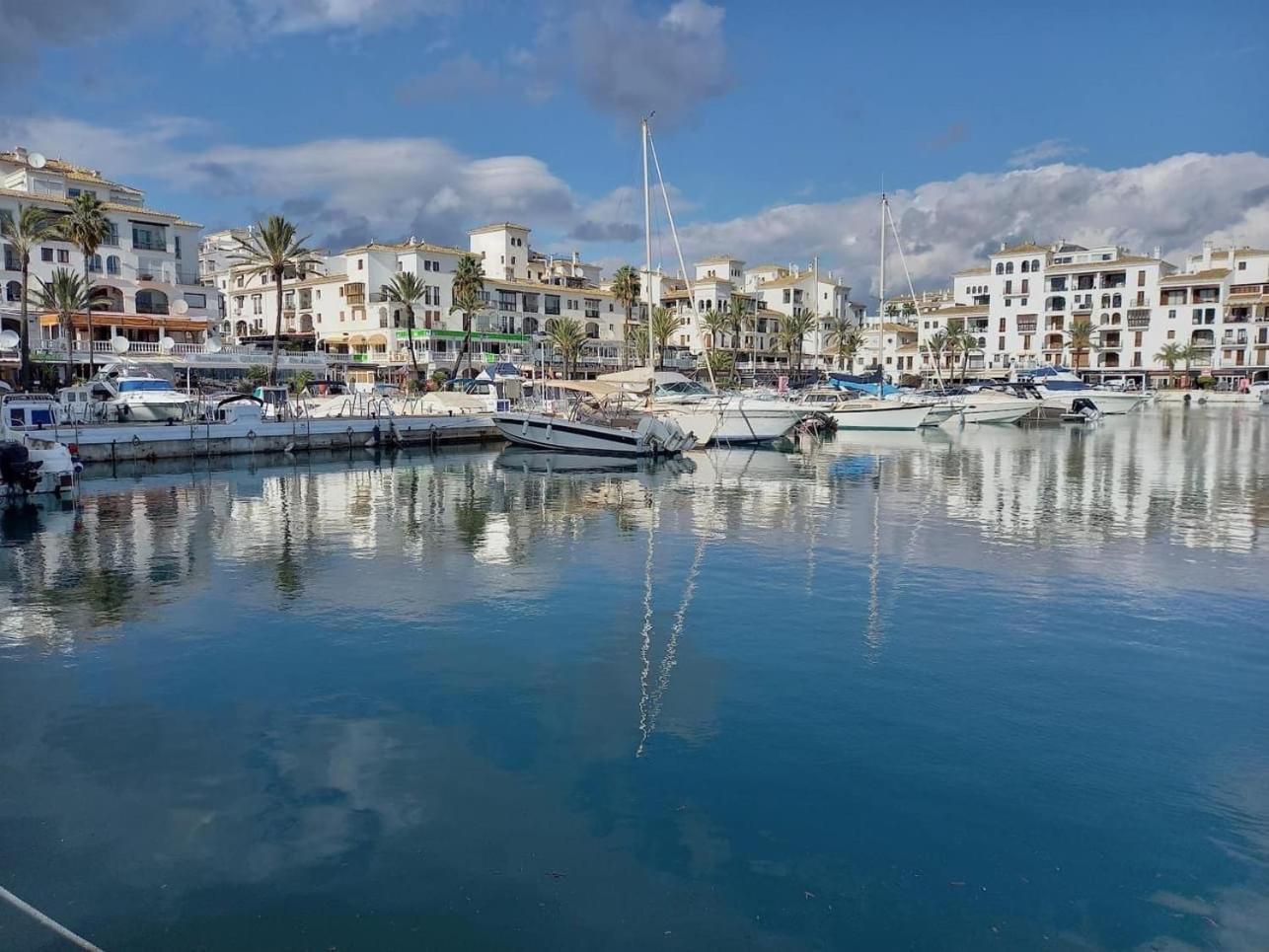 Puerto De La Duquesa Minimum 3 Nuits Leilighet Manilva Eksteriør bilde